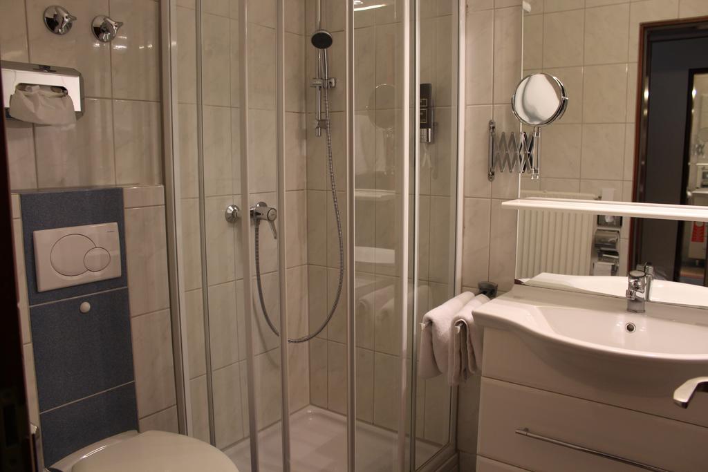 Hotel Gasthof Roessle Rottenburg am Neckar Exterior foto